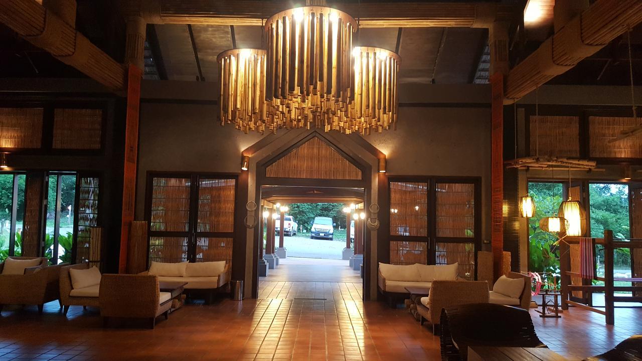 Namkat Yorla Pa Resort Ban Kat  Extérieur photo